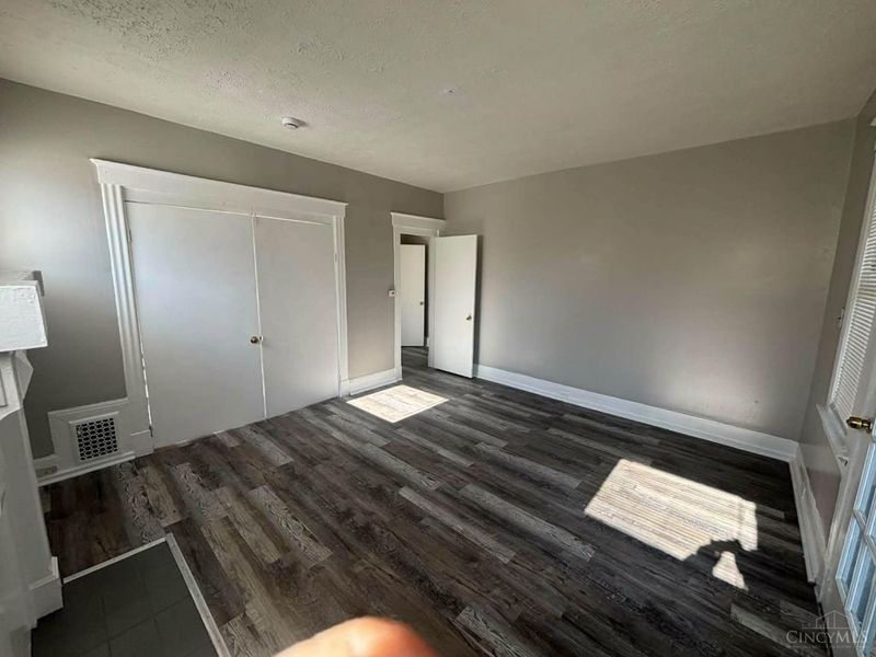 3671 Vine Street, Cincinnati, OH 45220 Photo 7