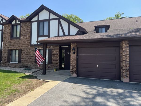 1737 Harrow Court , Unit B, Wheaton, IL 60189