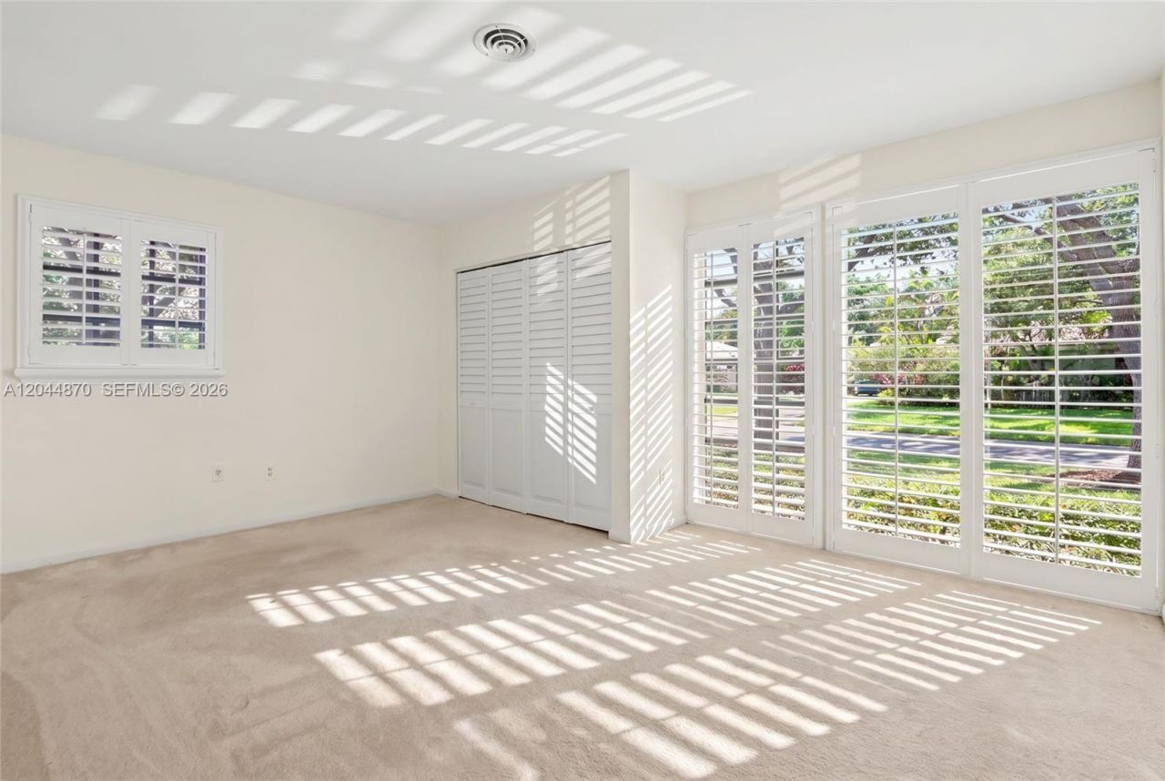 7520 SW 164th St , Palmetto Bay, FL 33157 Photo