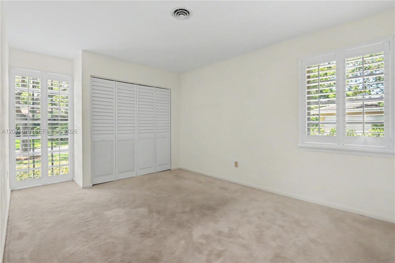 7520 SW 164th St , Palmetto Bay, FL 33157 Photo