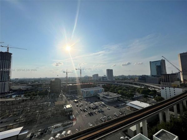 90 SW 3rd St , Unit 1710, Miami, FL 33130