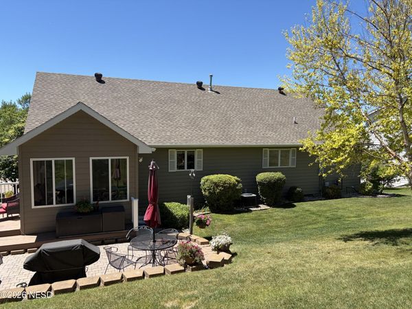 1108 SUNSET STREET NW, Watertown, SD 57201