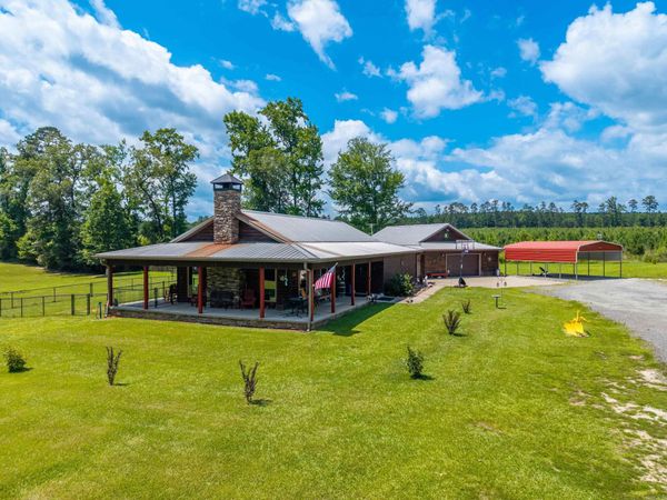 1382 Big Creek Road, Malvern, AR 72104