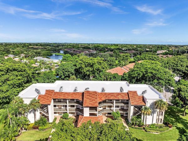 10143 Mangrove Drive, Unit 203, Boynton Beach, FL 33437
