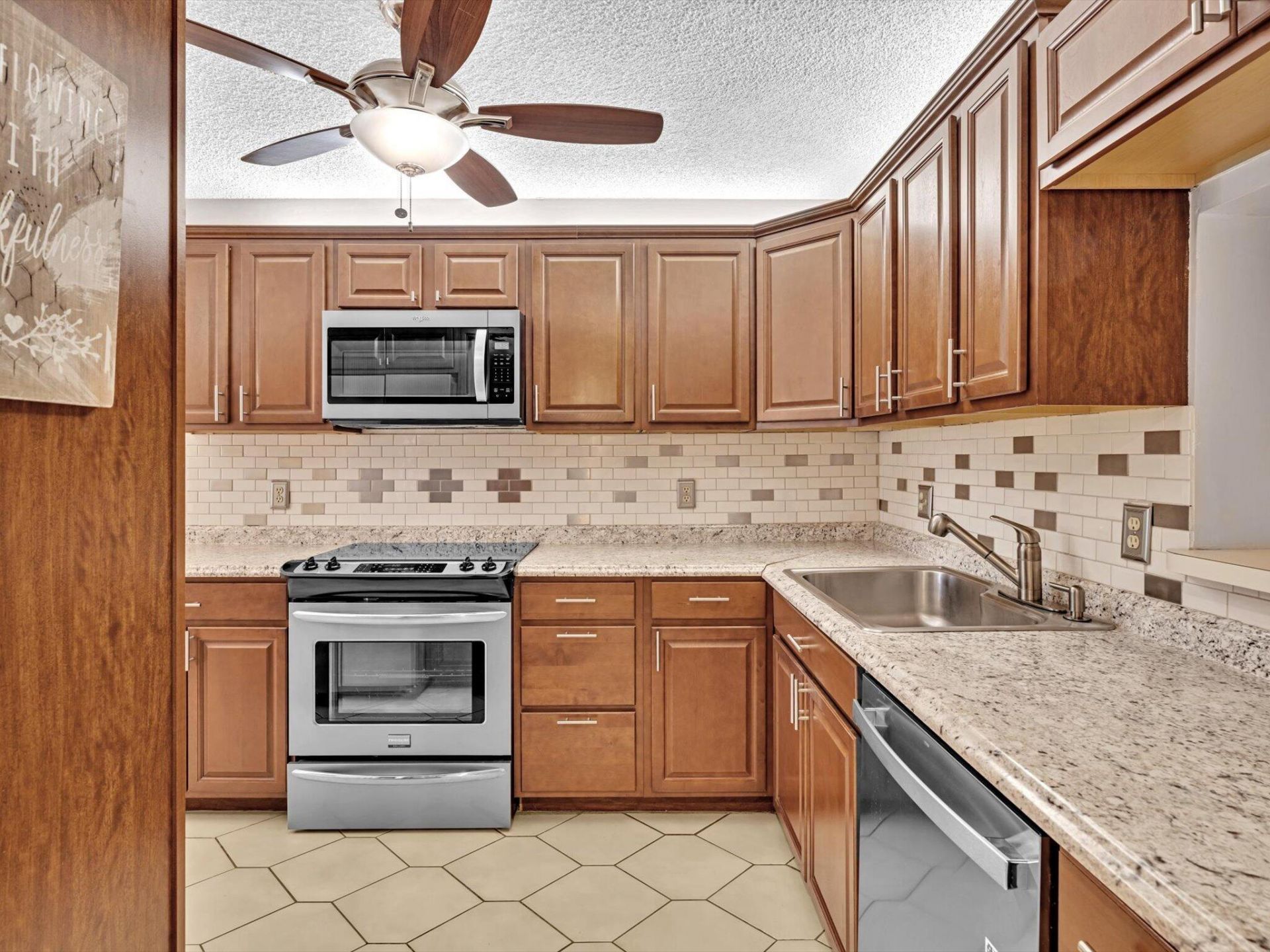 10143 Mangrove Drive, Unit 203, Boynton Beach, FL 33437 Photo