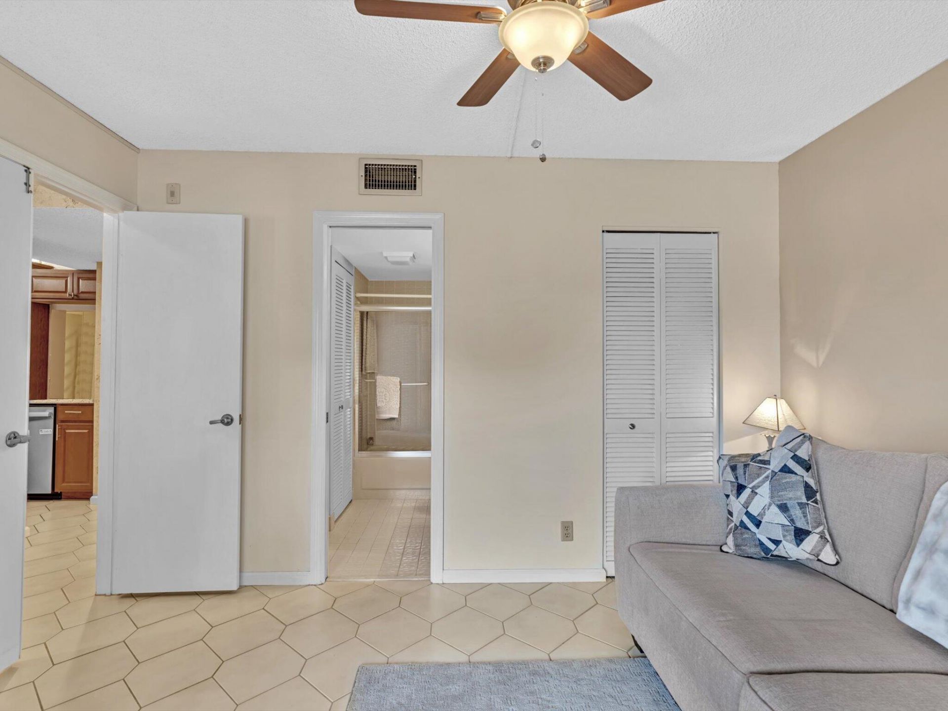 10143 Mangrove Drive, Unit 203, Boynton Beach, FL 33437 Photo