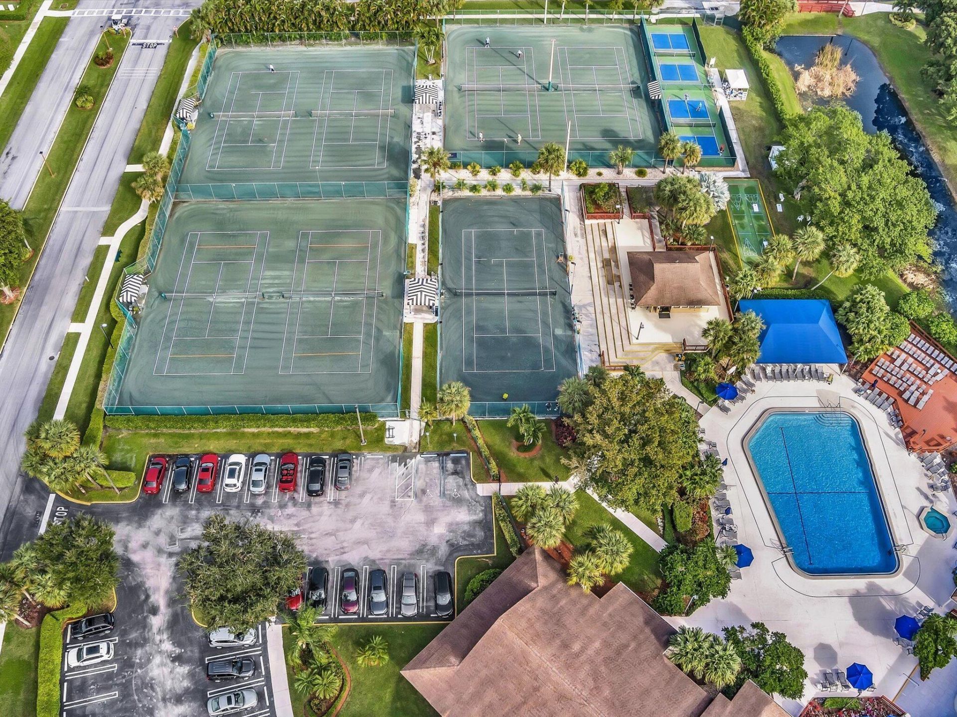 10143 Mangrove Drive, Unit 203, Boynton Beach, FL 33437 Photo
