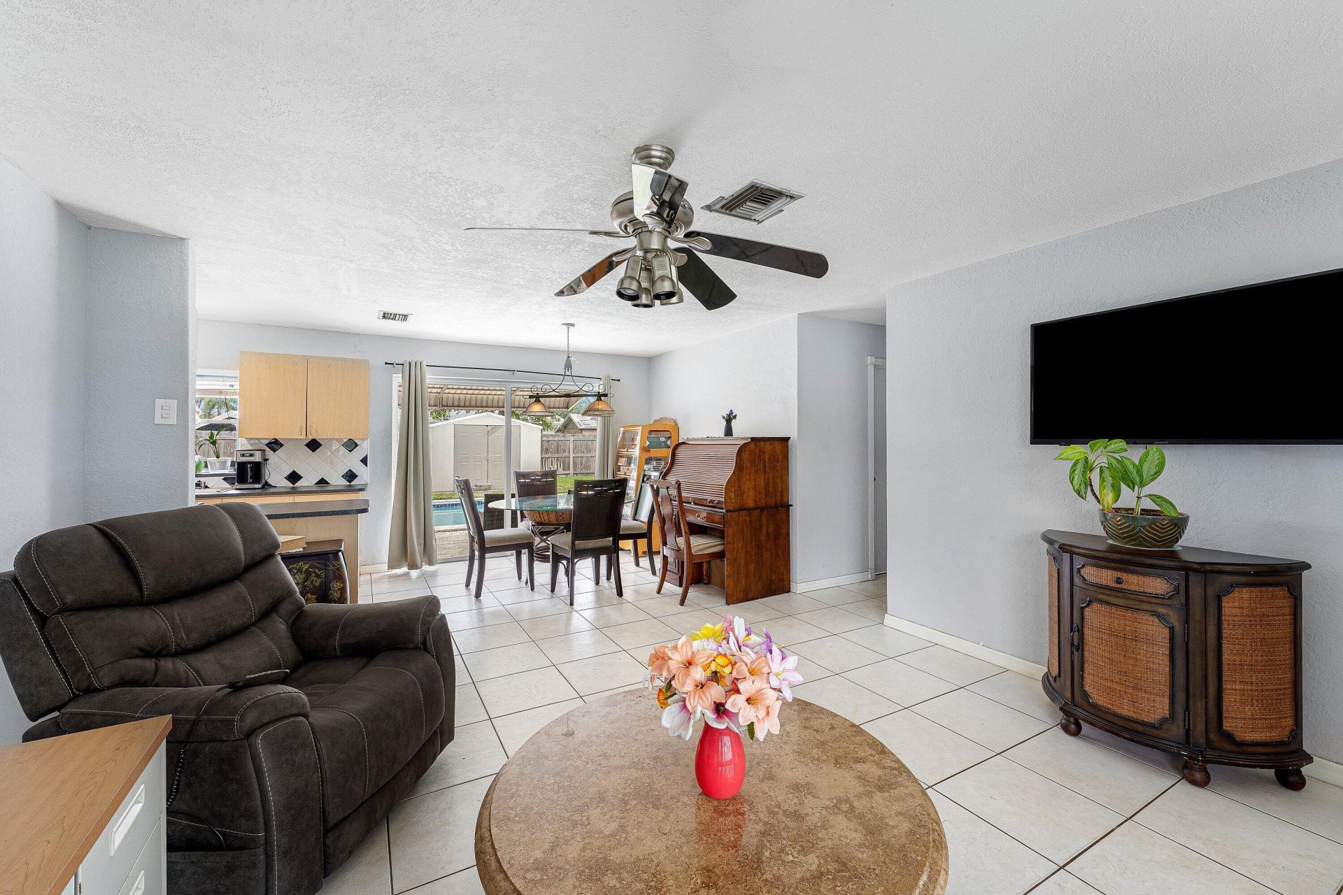 5543 SW 7th Street, Margate, FL 33068 Photo