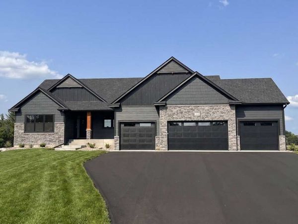 17961 Staples Street NE, Ham Lake, MN 55304