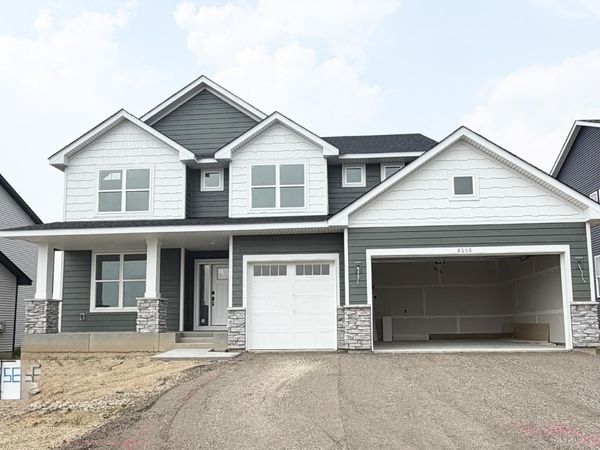 8656 Periwinkle Boulevard, Woodbury, MN 55129
