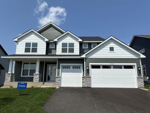 8656 Periwinkle Boulevard, Woodbury, MN 55129