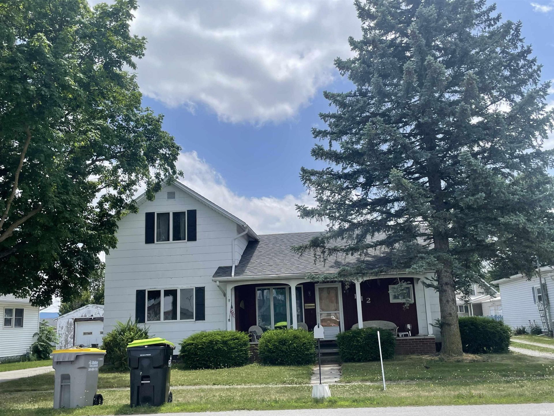 112 W Willow Street, Butler, IN 46721 Main Photo