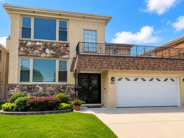 8440 W Windsor Avenue , Unit 2, Chicago, IL 60656