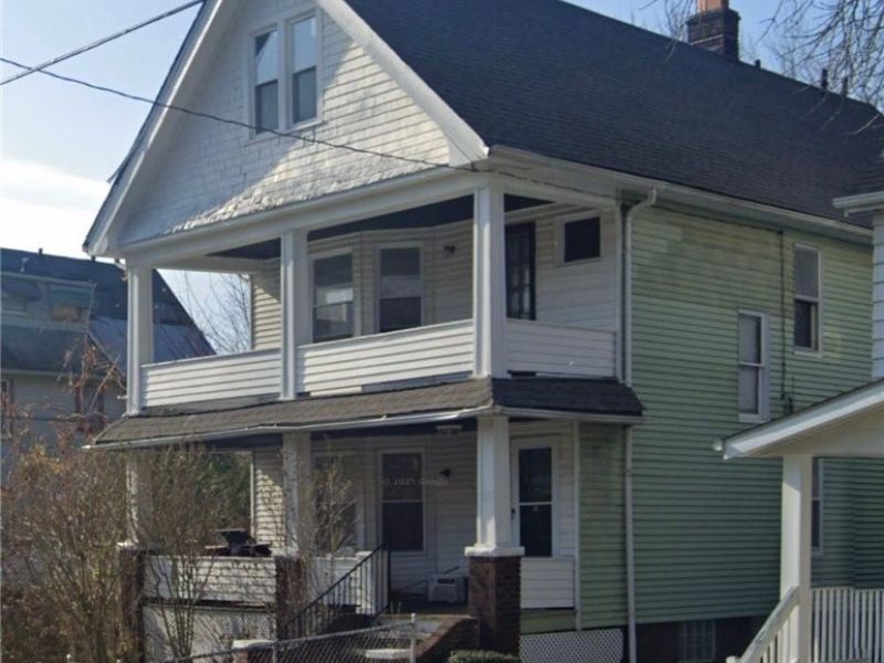 916 E 144th Street, Cleveland, OH 44110 Photo 3
