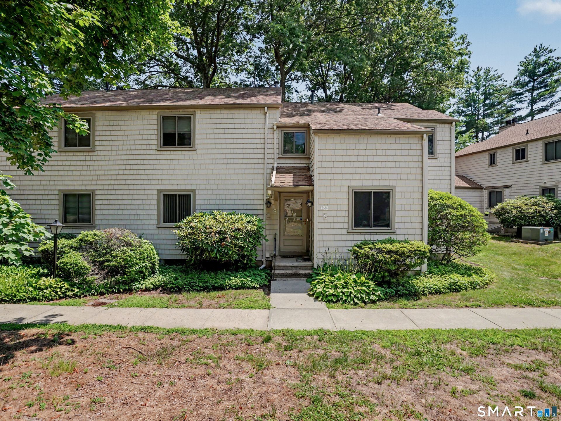 123 Smoke Valley, Unit C, Stratford, CT 06614 Main Photo