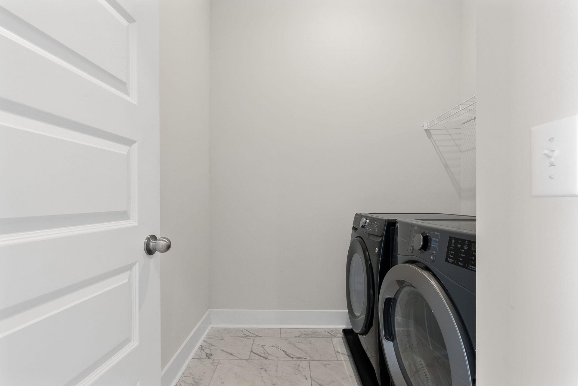 128 Ashworth Drive Photo 41