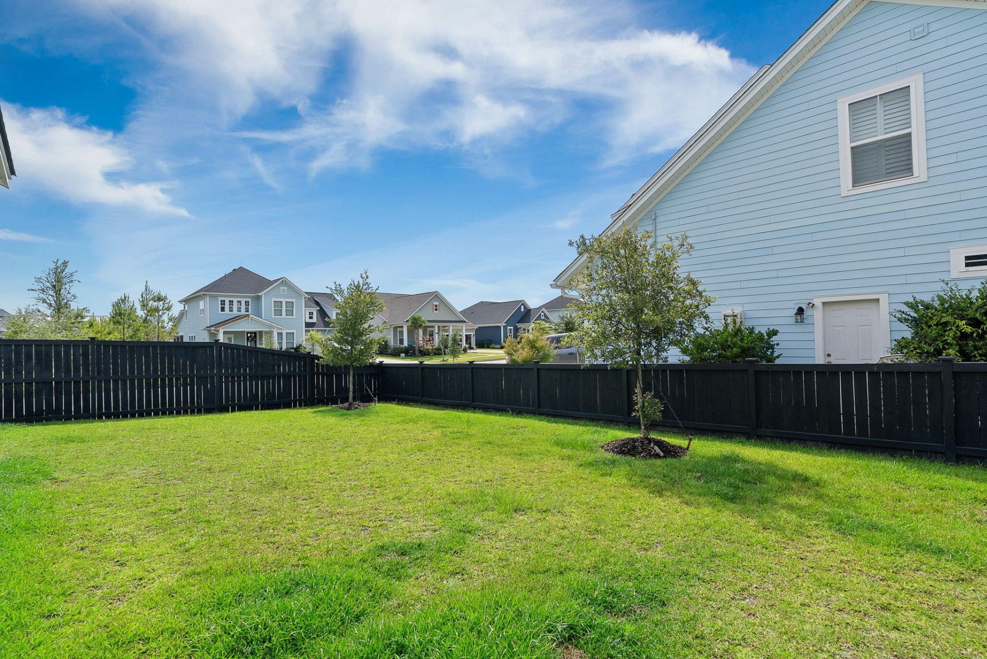 128 Ashworth Drive Photo 54