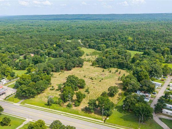 35 Graham Street, Lavaca, AR 72941