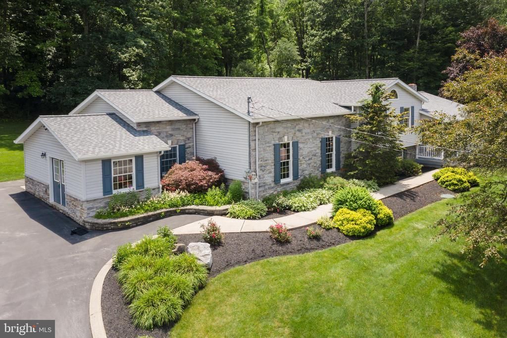 443 STEVENSON ROAD , PORT MATILDA, PA 16870