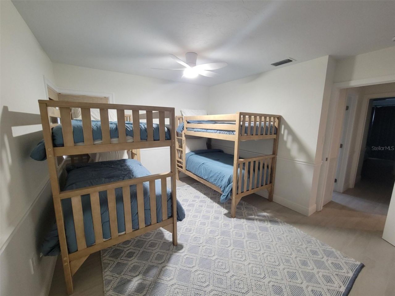 323 Madison Drive, Sarasota, FL 34236 Photo