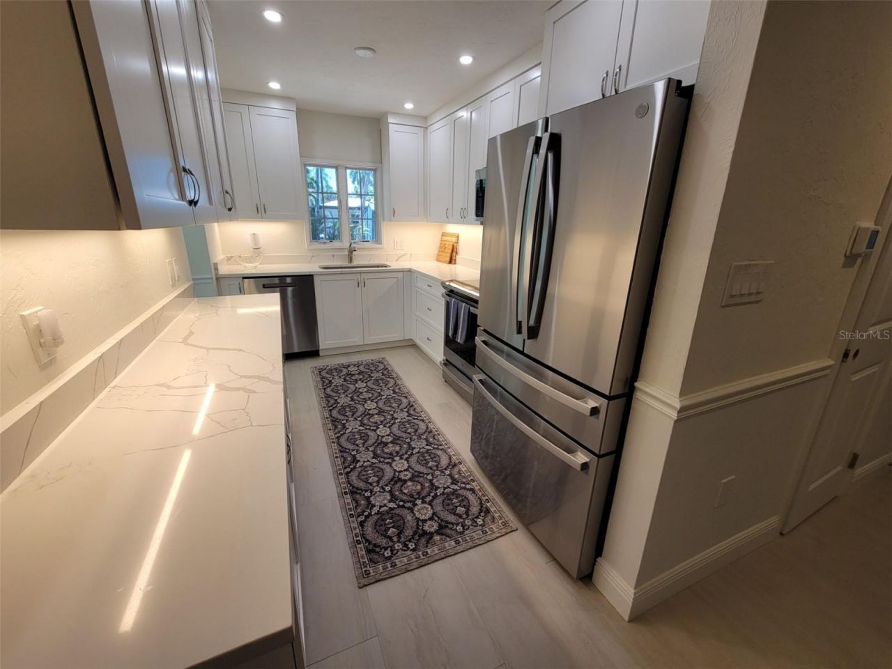 323 Madison Drive, Sarasota, FL 34236 Photo