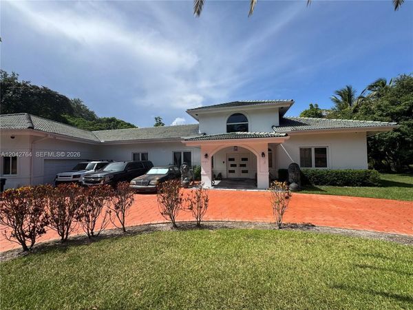7935 SW 128th St , Pinecrest, FL 33156