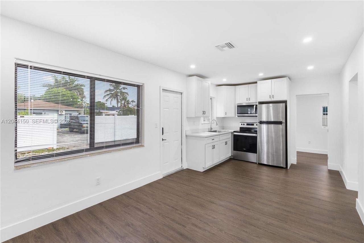 1918 Taft St, Unit Rear Unit, Hollywood, FL 33020 Photo