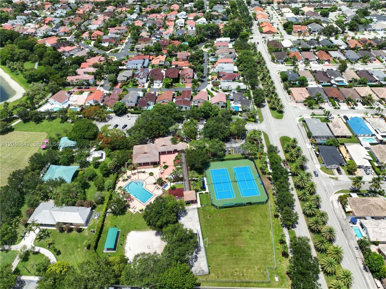 10210 SW 154th Pl, Unit 111, Miami, FL 33196 Photo