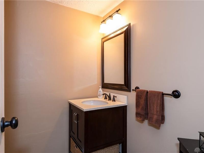 6520 Larcomb Drive, Huber Heights, OH 45424 Photo 18