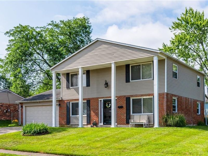 6520 Larcomb Drive, Huber Heights, OH 45424 Photo 2