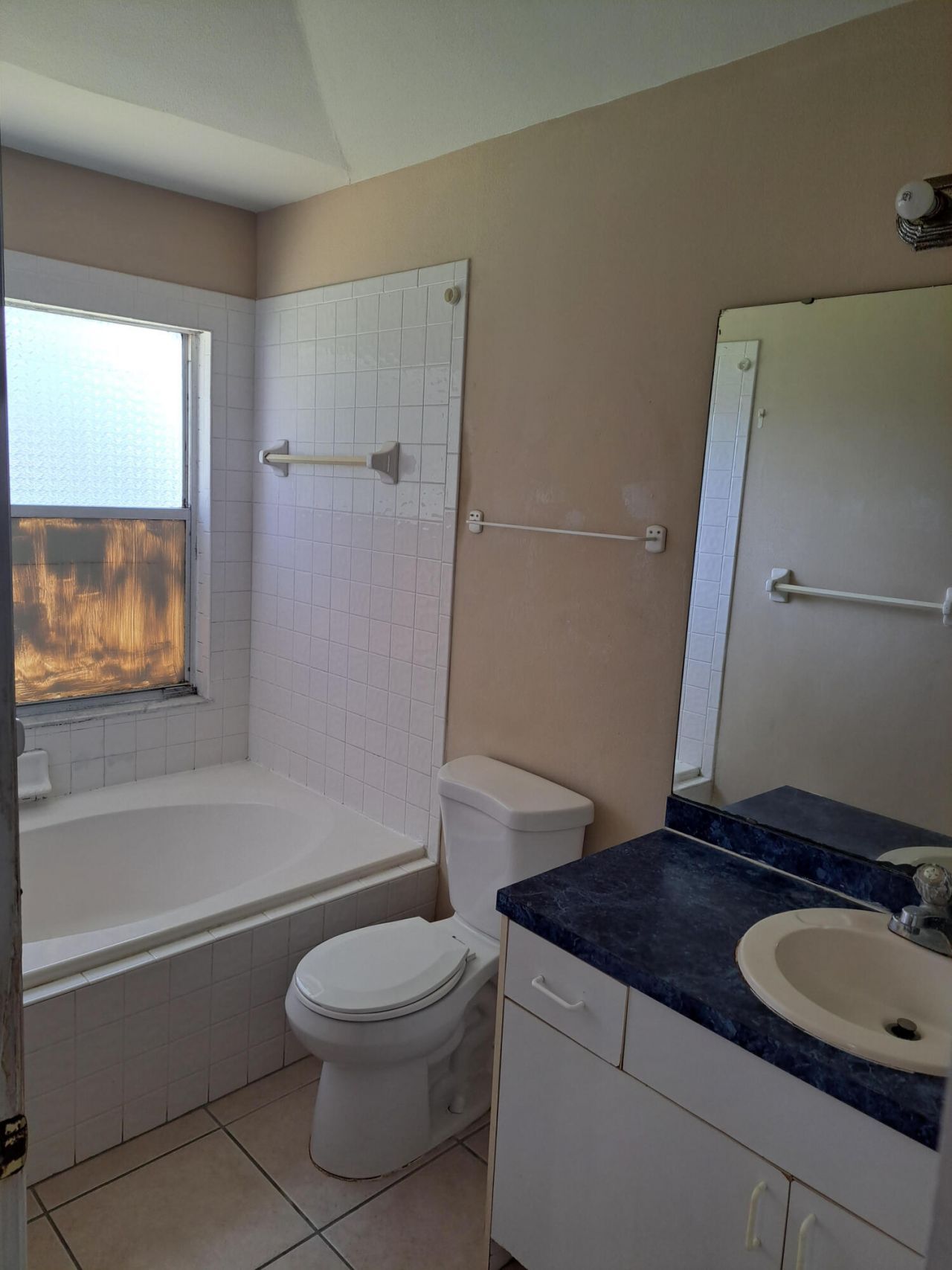 212 SW Ewing Avenue, Port Saint Lucie, FL 34983 Photo