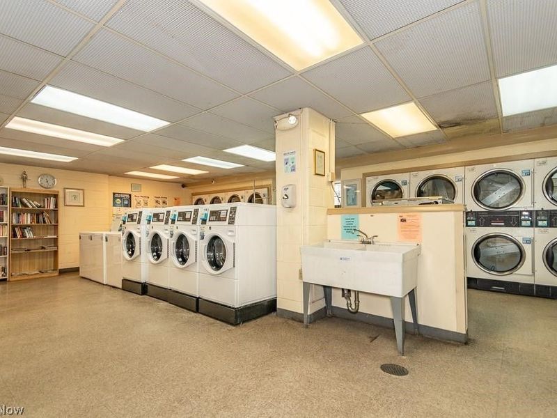 11850 Edgewater Drive, Unit 925, Lakewood, OH 44107 Photo 16