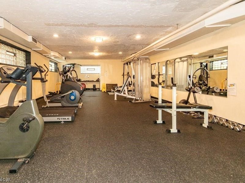 11850 Edgewater Drive, Unit 925, Lakewood, OH 44107 Photo 17