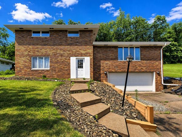 177 S Thompson Lane, Irwin, PA 15642
