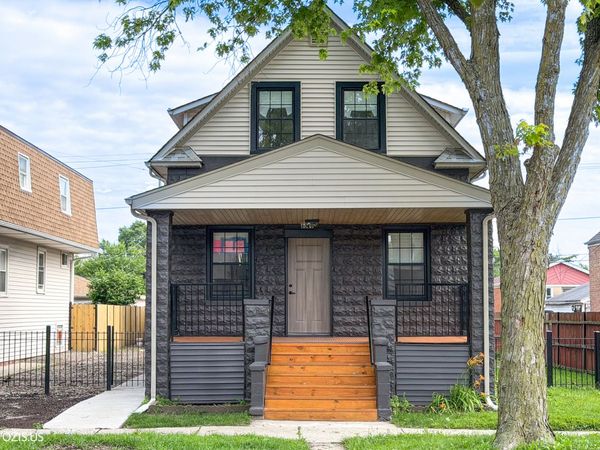 8021 W 45th Street, Lyons, IL 60534