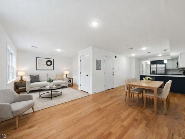 52 James St, Unit 3, Newark, NJ 07102