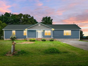 2679 Loop Lane, Gracey, KY 42232