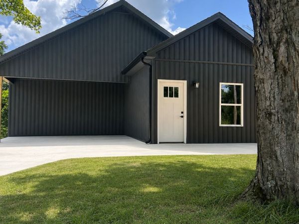 312 1st Ave , Lawrenceburg, TN 38464