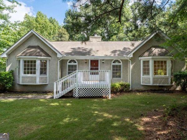 2160 Logan Drive, Jonesboro, GA 30236