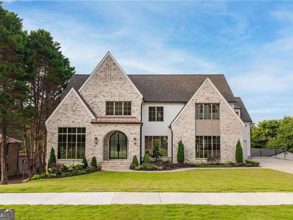 228 Thomas Circle, Roswell, GA 30075