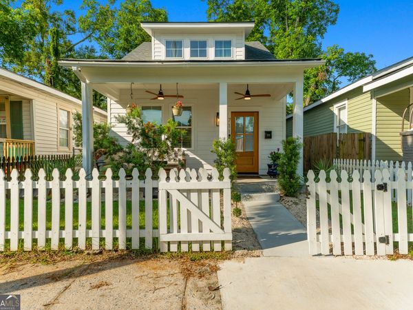 711 E 32nd Street, Savannah, GA 31401