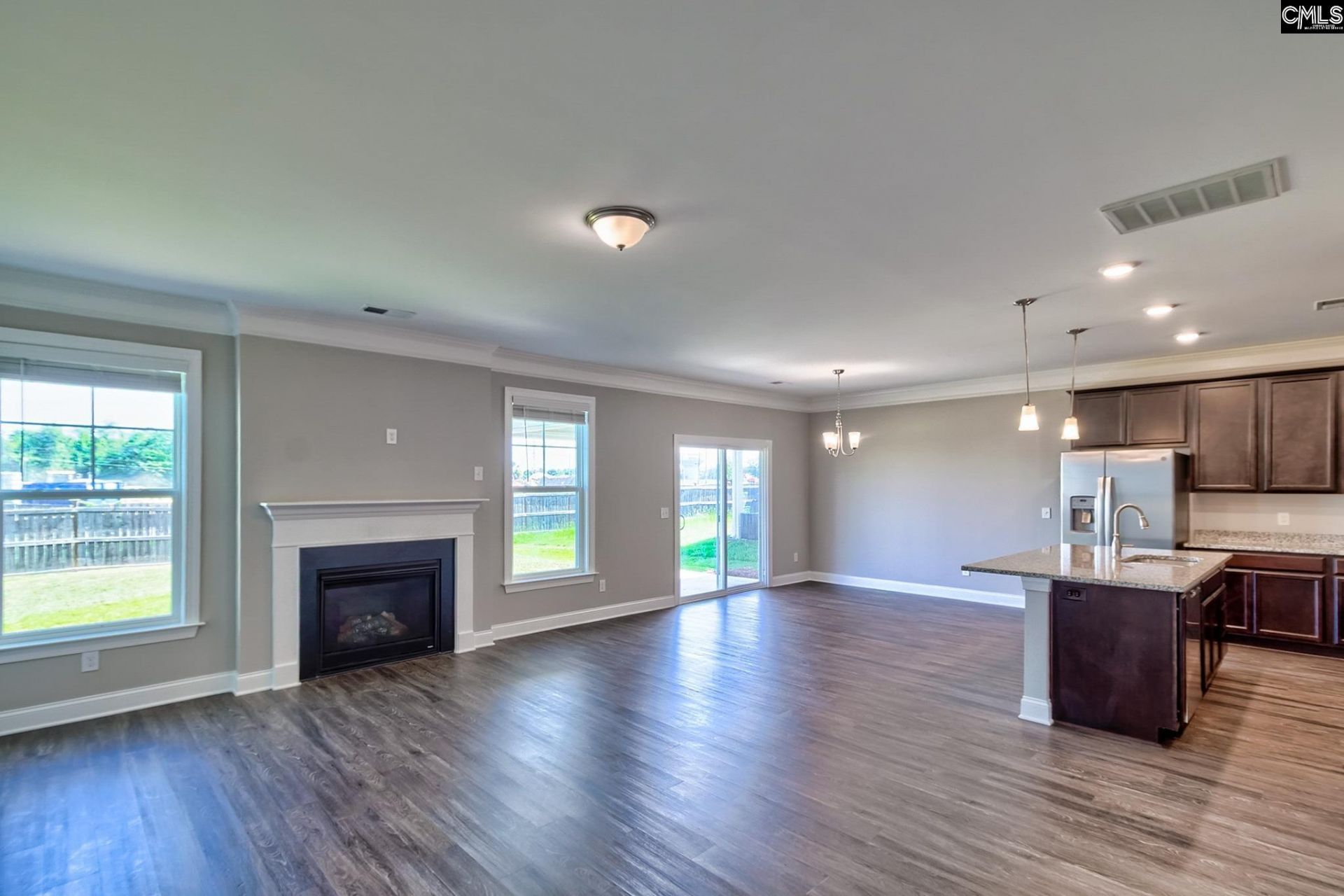 922 Taramore Lane Photo 4