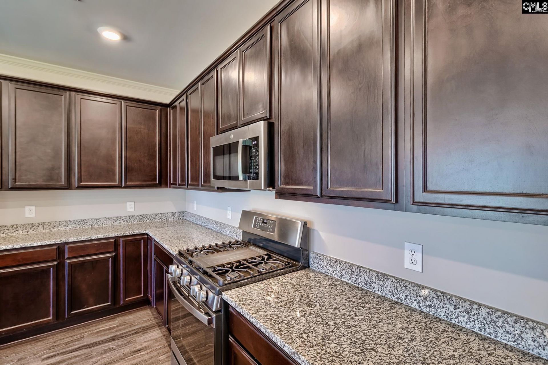 922 Taramore Lane Photo 8