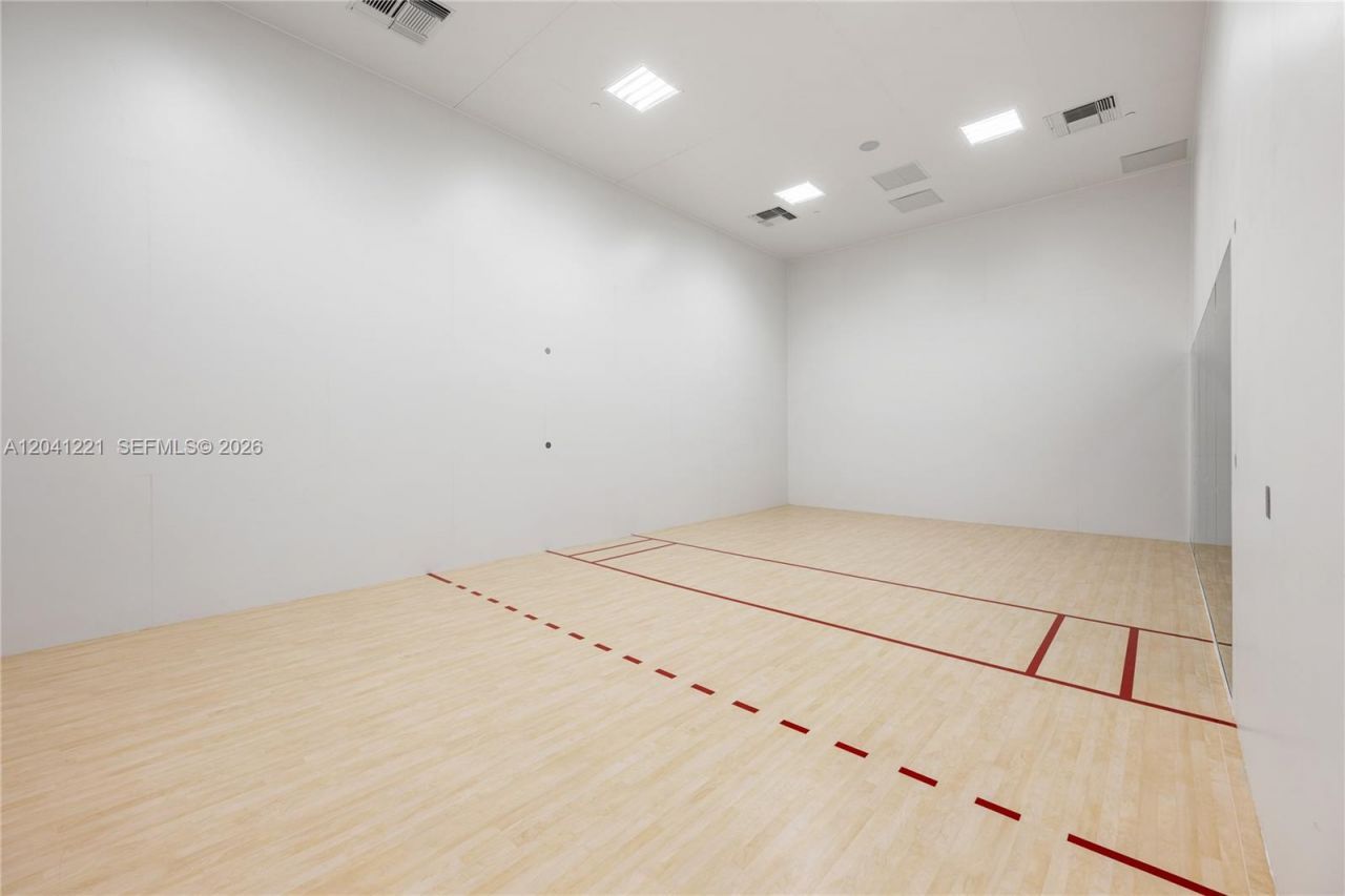 225 N Miami Ave , Unit 1804, Miami, FL 33128 Photo