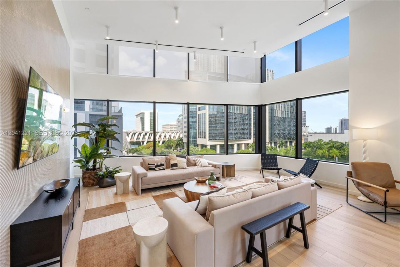 225 N Miami Ave , Unit 1804, Miami, FL 33128 Photo