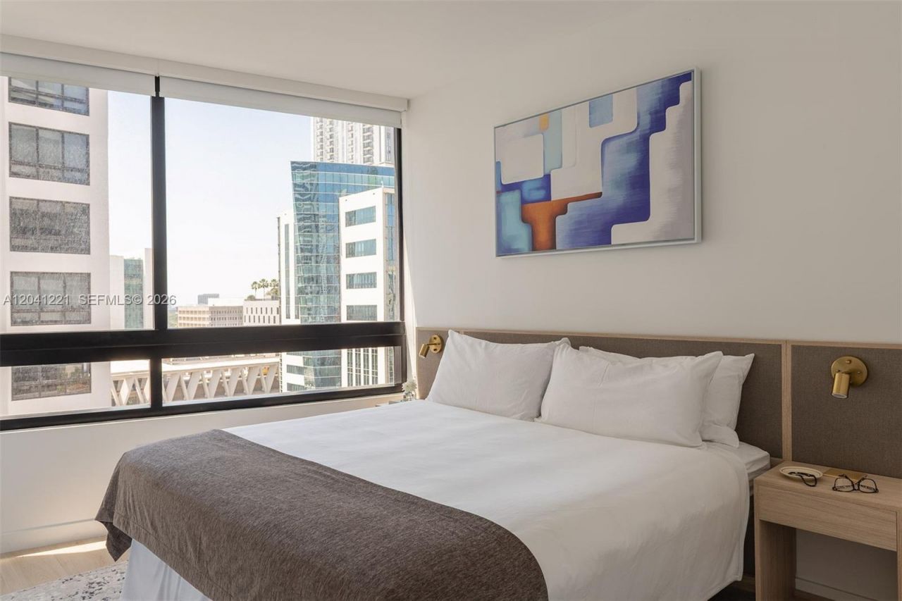 225 N Miami Ave , Unit 1804, Miami, FL 33128 Photo