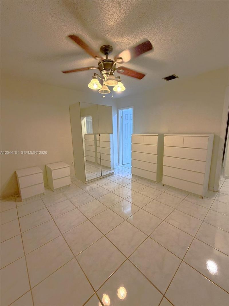 14725 SW 86th Ln , Miami, FL 33193 Photo