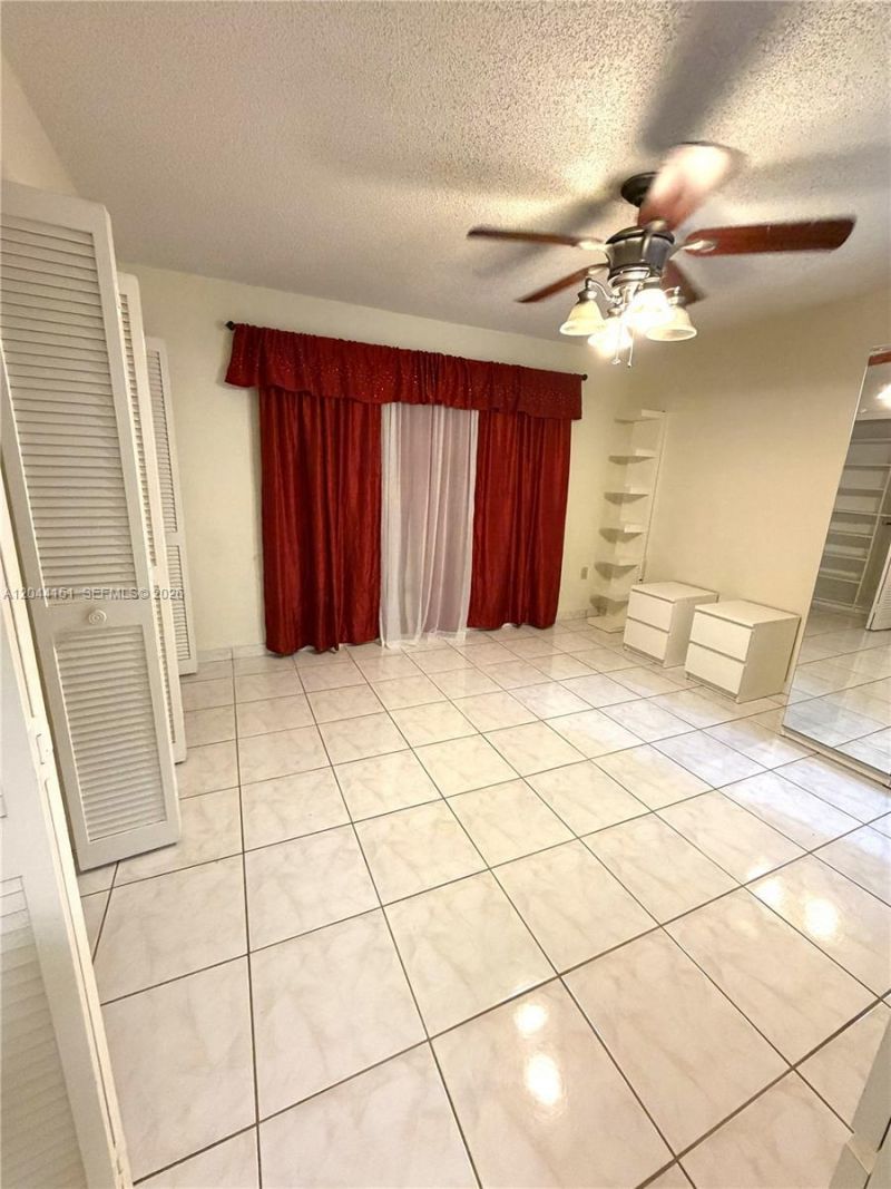 14725 SW 86th Ln , Miami, FL 33193 Photo