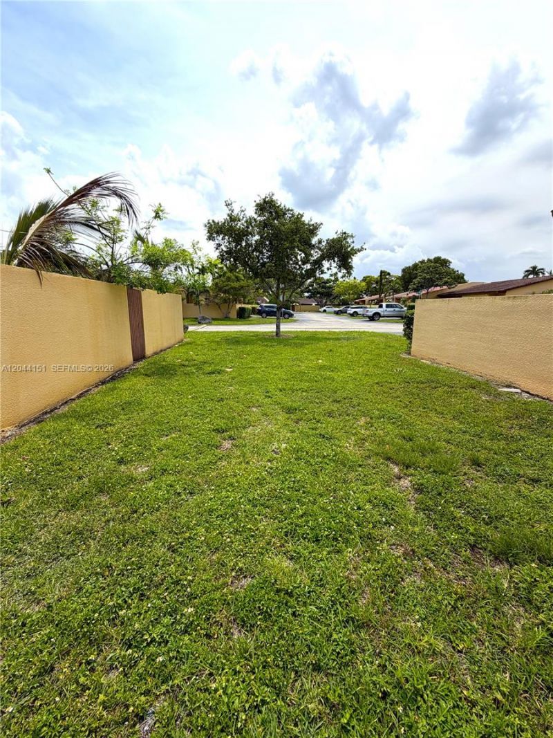 14725 SW 86th Ln , Miami, FL 33193 Photo