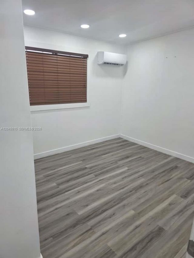 23 Miami Gardens Rd , Unit 3, West Park, FL 33023 Photo